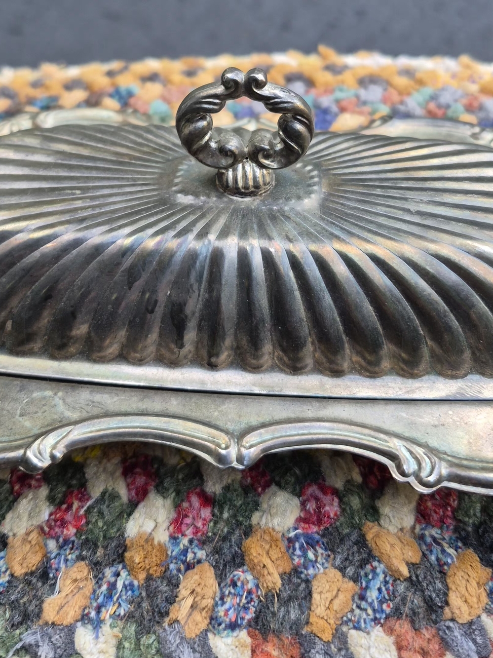 Vintage Silver-Tone Decorative Lidded Dish - Ribbed Design